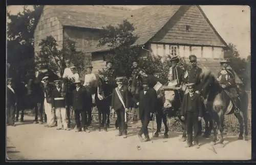 Foto-AK Lüthorst, Turnfest 1909, Turner mit Pferden und Ochsen