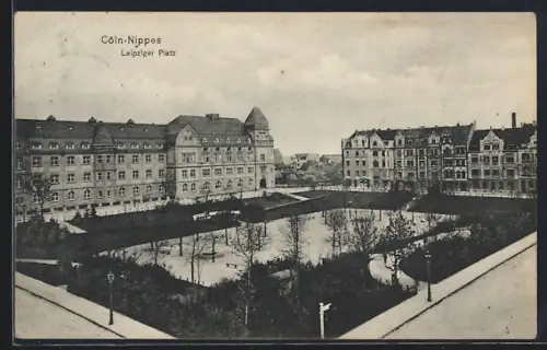 AK Köln-Nippes, Der Leipziger Platz im Herbst