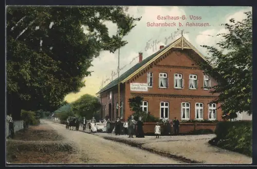 AK Scharmbeck bei Ashausen, Gasthaus H. Schulz mit Strasse und Gästen