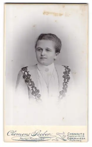 Fotografie Clemens Seeber, Chemnitz, Theaterstr. 22, Porträt einer Dame