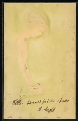 Präge-AK Frau streicht mit dem Handrücken liebevoll über ein angedeutetes Tier, Jugendstil