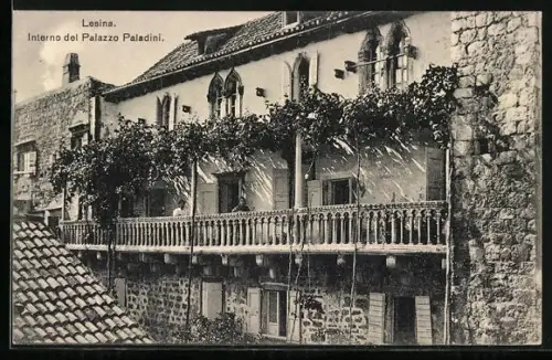 AK Lesina, Interno del Palazzo Paladini