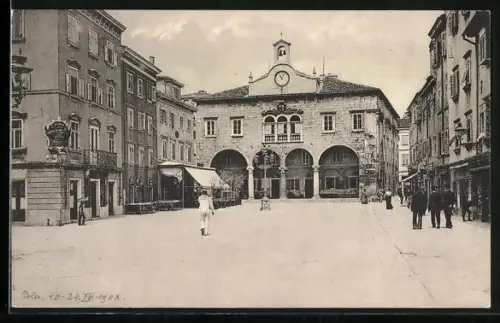 AK Pola, Auf dem Piazza Foro