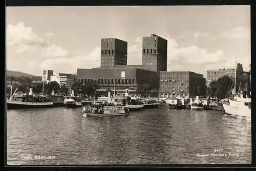 AK Oslo, Radhuset, Schiff Framnaes 1