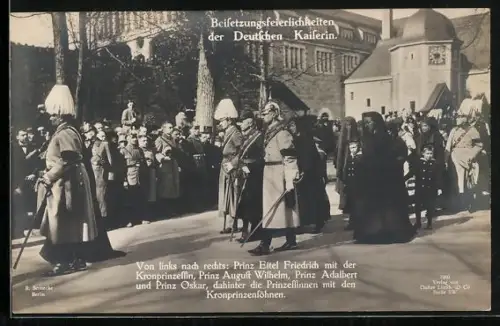 AK Trauerzug d.Kaiserin Auguste Victoria v. Preussen, Prinz August Wilhelm, Prinz Eitel Friedrich, Prinz Adalbert nebst F