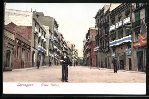 AK Tarragona, Calle Union, Kind auf der Strasse