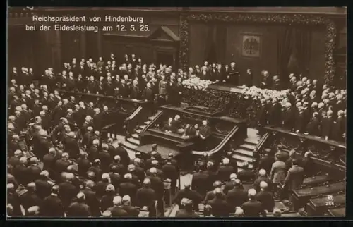 AK Berlin-Tiergarten, Reichspräsident von Hindenburg bei der Eidesleistung am 12.5.25