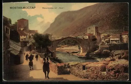 AK Mostar, Römerbrücke mit Blick zum Hum