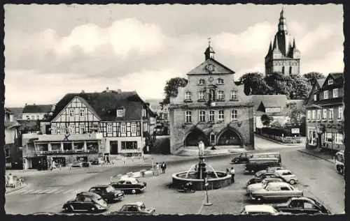AK Brilon im Sauerland, Marktplatz, Rathaus, Kirche