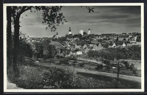 AK Querfurt, Stadtansicht mit Burg und Kirche