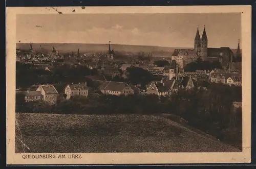 AK Quedlinburg am Harz, Stadtansicht mit Stiftskirche