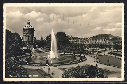 AK Mannheim, Friedrichsplatz mit Brunnen