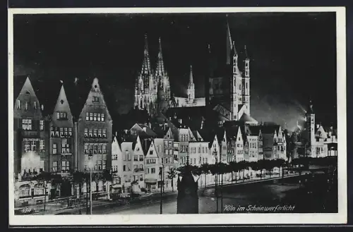 AK Köln, Uferpartie mit Dom im Scheinwerferlicht