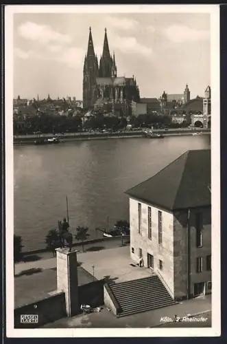 AK Köln, Rheinufer mit Dom