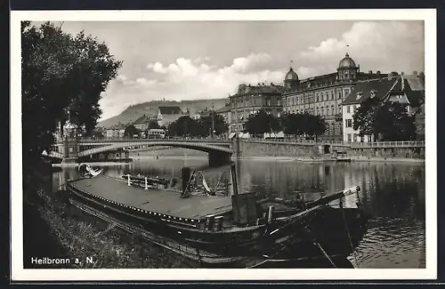 AK Heilbronn a. N., Uferpartie mit Brücke