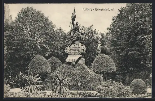 AK Kolberg, Blick auf Kriegerdenkmal