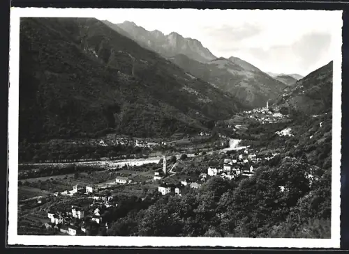 AK Cavigliano, Blick auf den Ort im Tal