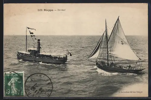 AK Dieppe, En mer avec un vapeur et un voilier naviguant côte à côte