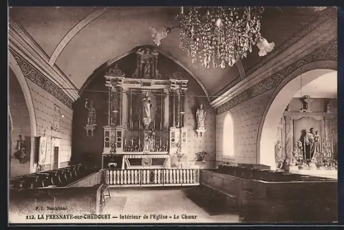 AK La Fresnaye-sur-Chédouet, Intérieur de l`église, Le Choeur