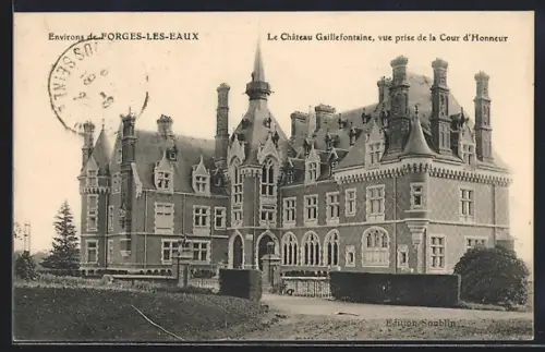 AK Gaillefontaine, Le Château Gaillefontaine, vue prise de la Cour d`Honneur