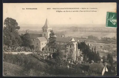 AK Graville-Sainte-Honorine, Église et panorama sur la campagne environnante