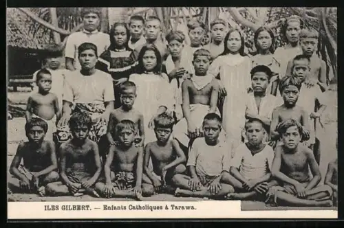AK Iles Gilbert, Enfants Catholiques à Tarawa