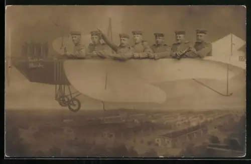 Foto-AK Soldaten in einer Flugzeugkulisse Flucht aus Münster