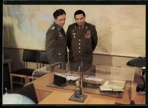 AK Gemeinsamer Kosmosflug UdSSR /DDR, Kosmonauten Bykowski und Jähn