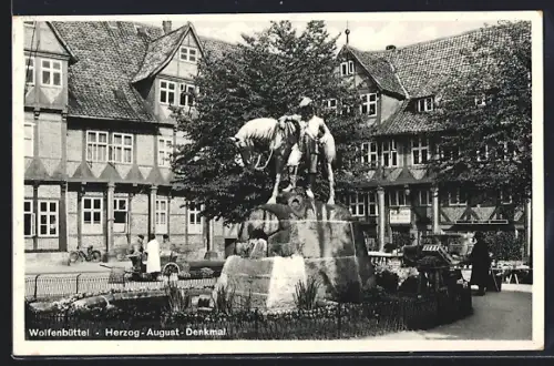 AK Wolfenbüttel, Herzog-August-Denkmal