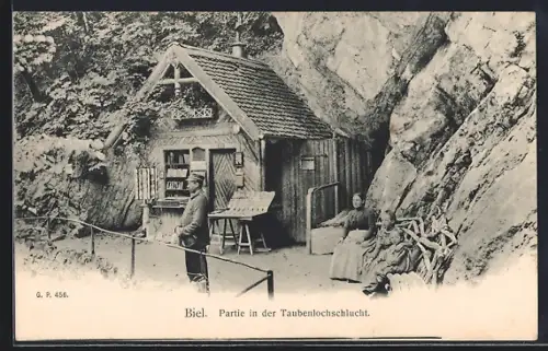 AK Biel, Taubenlochschlucht, Kiosk mit Ansichtskarten-Verkauf