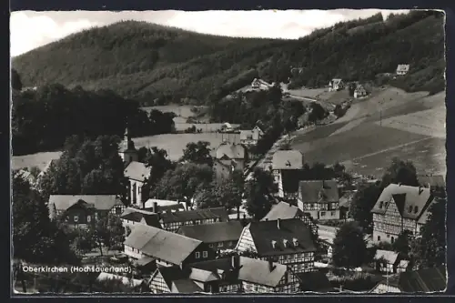 AK Oberkirchen /Hochsauerland, Teilansicht mit Kirche
