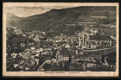 AK Neuerburg /Westeifel, Ortsansicht mit Kirche aus der Vogelschau