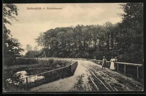 AK Sattenfelde b. Rohlfshagen, Brückenpartie