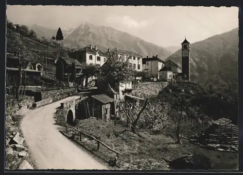 AK Mergoscia /Valle Verzasca, Panorama mit Kirche