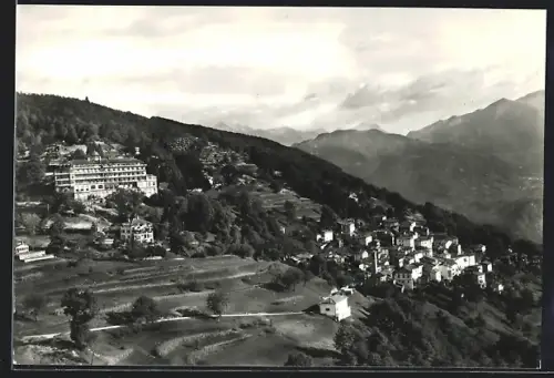 AK Cademario, Teilansicht mit Kurhaus, Fliegeraufnahme