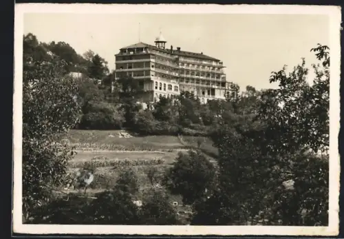 AK Cademario, Kurhaus mit Bäumen