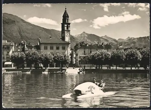 AK Ascona, Pedalo, Tretboot auf dem Lago Maggiore