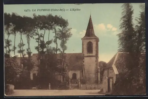 AK La Poterie /Seine-Inf., L`Église et son environnement boisé