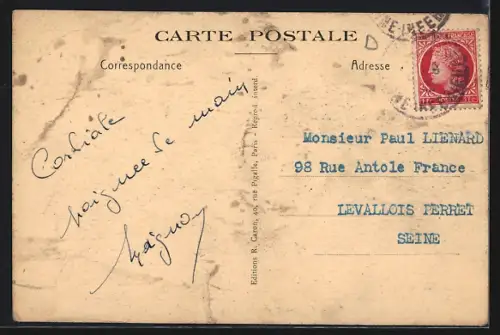 AK Héricourt-en-Caux /Seine-Inf., Rue Saint-Riquier et maisons rurales
