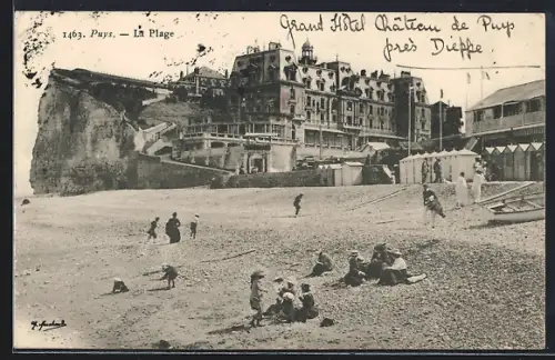 AK Puys, La Plage avec vue sur le Grand Hôtel Château de Puys