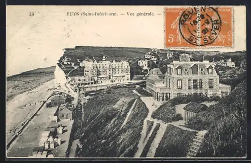 AK Puys /Seine-Inférieure, Vue générale du village et des falaises côtières