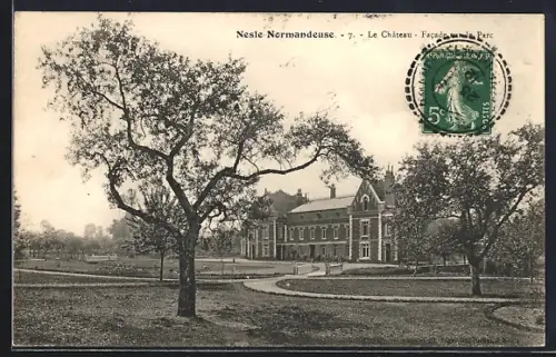 AK Nesle Normandeuse, Le Château, Facade sur le Parc