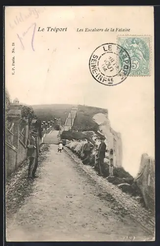 AK Le Tréport, Les Escaliers de la Falaise