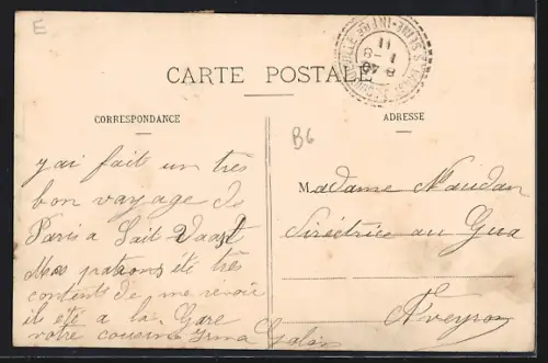 AK St-Vaast-d`Equiqueville, Vue du village avec rivière et bâtiments ruraux