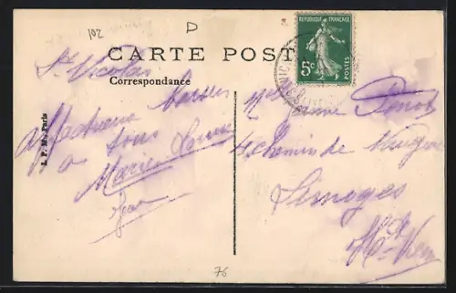 AK Saint-Nicolas-d`Aliermont, La Place, Vue Générale