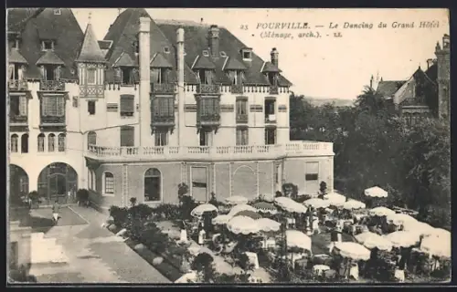 AK Pourville, Le Dancing du Grand Hôtel avec terrasse animée