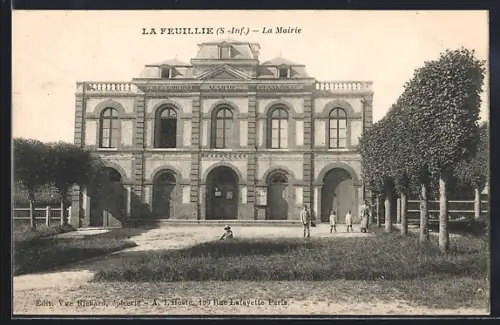 AK La Feuillie /S.-Inf., La Mairie