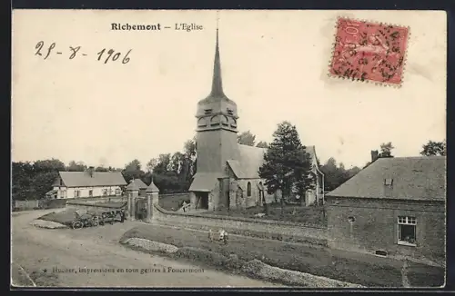 AK Richemont, L`Église et la rue adjacente avec charrette