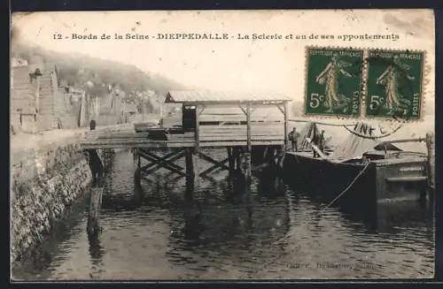 AK Dieppedalle, La Scierie et un de ses appontements sur les bords de la Seine