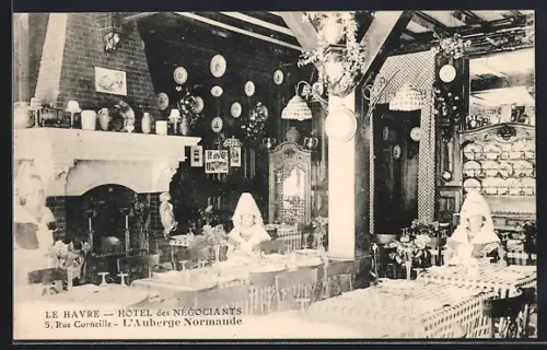 AK Le Havre, Hôtel des Négociants, L`Auberge Normande, intérieur décoré avec cheminée et tables dressées